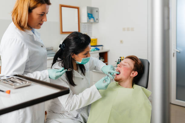 Best Emergency Tooth Extraction in Kemp Mill, MD